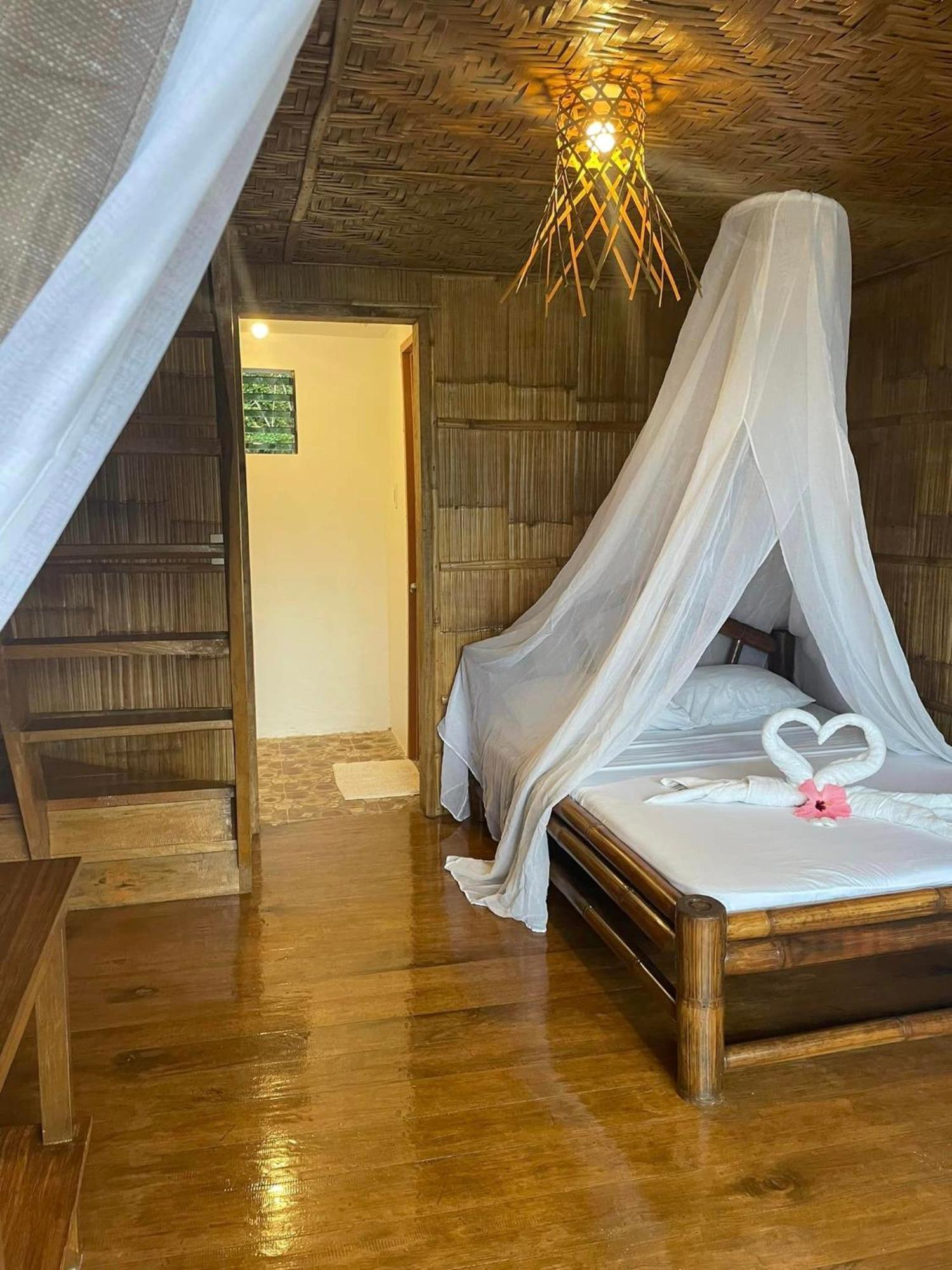 Lodge Camiguin Blue Lagoon Mahinog