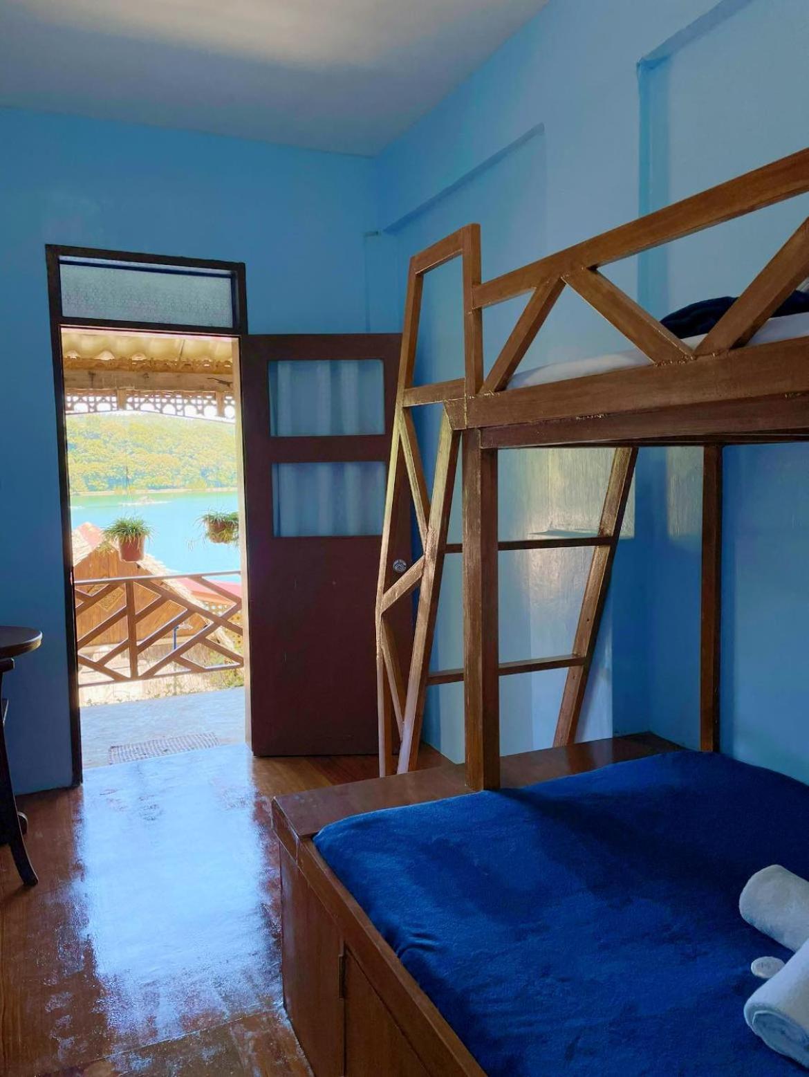 Camiguin Blue Lagoon Lodge *